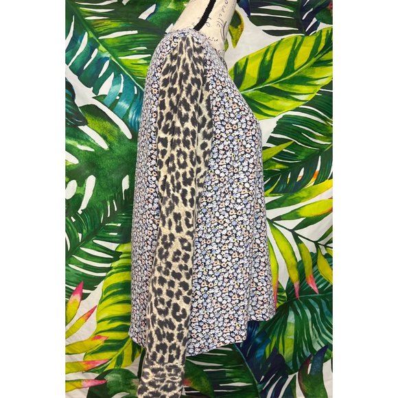 $250 Equipment Women’s Small Floral Leopard Silk Button Up Office Work Blouse - Picture 5 of 9